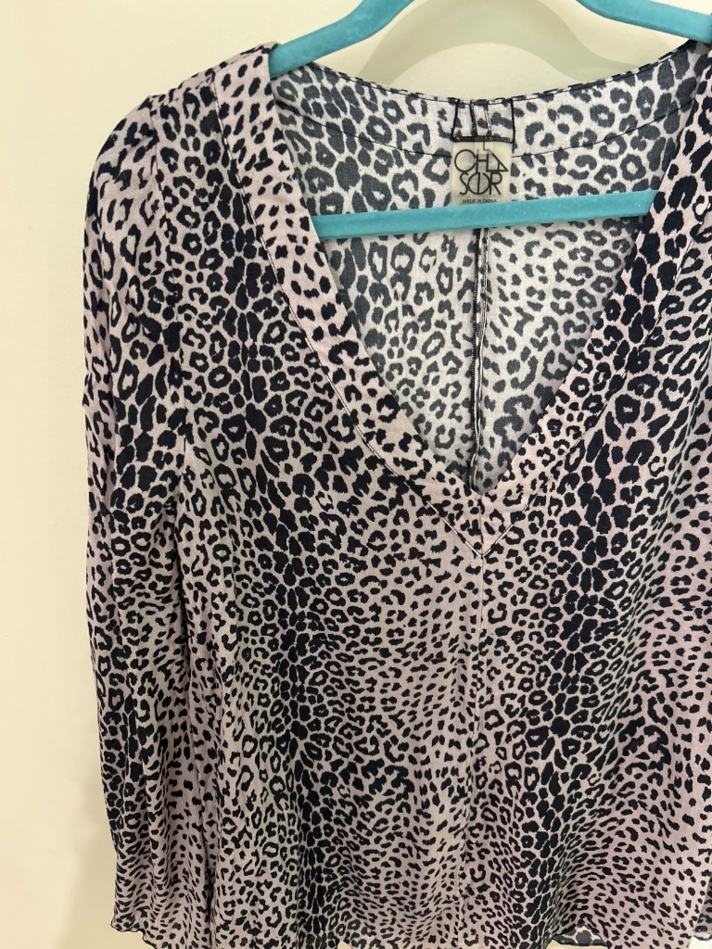 Chaser Leopard Top - Picture 2 of 6